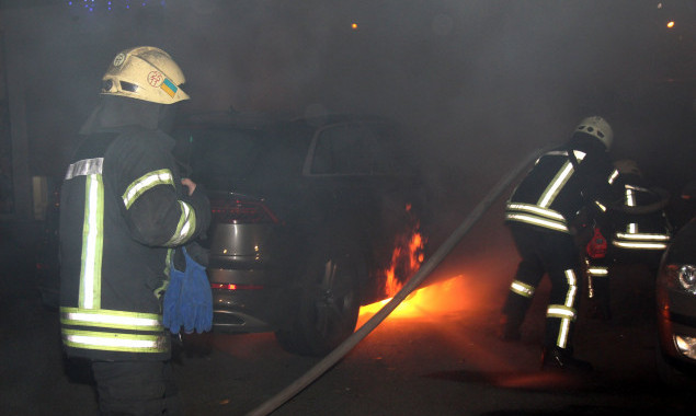 За сутки в Киеве сгорели 4 автомобиля