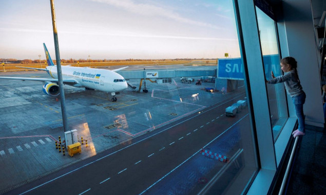 Из-за повреждения самолета в аэропорту “Борисполь” задержали несколько рейсов