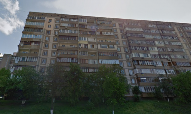 От столичной власти требуют немедленно завершить проект по укреплению домов по ул. Ушакова от оползней