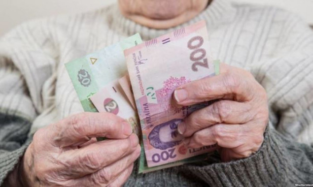 В Украине с 1 декабря в автоматическом режиме начнется перерасчет пенсий
