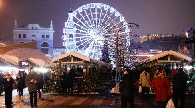 Столичная власть опубликовала программу мероприятий на зимние праздники на Подоле