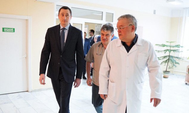 Олексій Чернишов перевірив готовність Київської обласної лікарні до Медреформи-2020