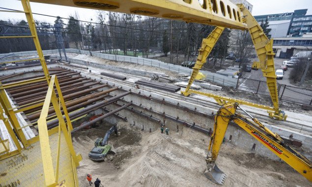 Кличко заверяет, что строительство метро на столичный Виноградарь идет по графику (фото, видео)