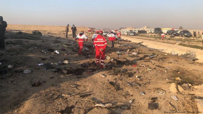 В результате крушения самолета МАУ в Иране погибли более 160 пассажиров (фото, видео)