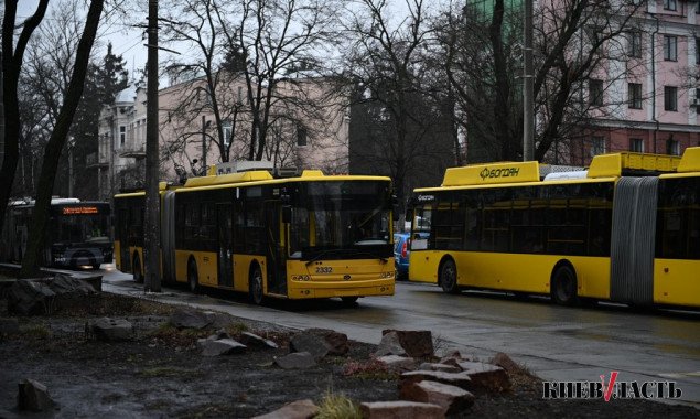 На выходных, 8 и 9 февраля, в Киеве ярмарки изменят работу общественного транспорта