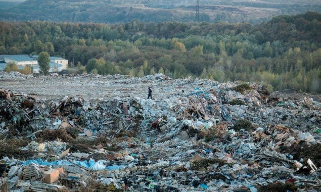 КП “Киевкоммунсервис”  заказало услуги по  захоронению твердых и крупногабаритных отходов до конца 2020 года