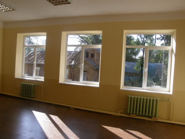 У Бородянському районі Київщини замінять вікна та відремонтують приміщення у двох школах