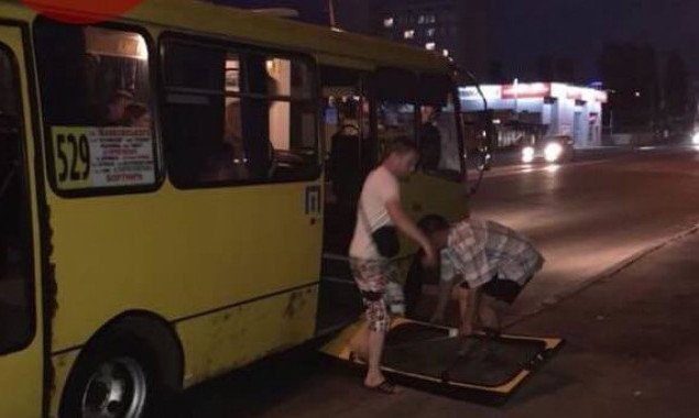 Почти две трети автобусов, имеющих право перевозить пассажиров в Киеве, старше 10 лет