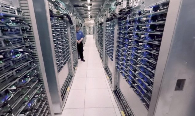 КП “Информатика”  до конца года будет пользоваться серверами частной фирмы за 10,5 млн гривен