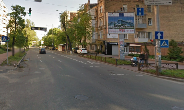 С утра 9 апреля и до вечера 11 апреля движение на одной из центральных улиц Киева будет ограничено (схема)