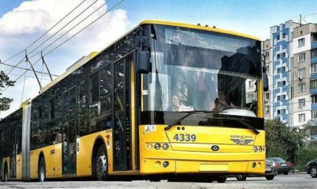 Из-за ярмарок 15 и 16 августа в Киеве будет изменено движение ряда маршрутов общественного транспорта (схемы)