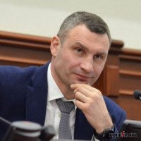 Виталий Кличко избежал штрафа в четверть миллиона гривен за невыполнение решения суда четырехлетней давности