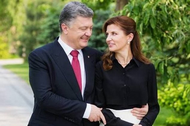 Петр Порошенко отправил свою жену Марину в Киевсовет первым номером списка “Европейской солидарности”
