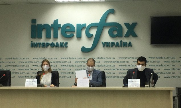Волонтери “Безпечний вибір” звернулася до кандидатів у мери Києва з ініціативою забезпечити киян масками на вибори