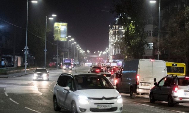 На 10 улицах Киева капитально отремонтируют освещение (список)