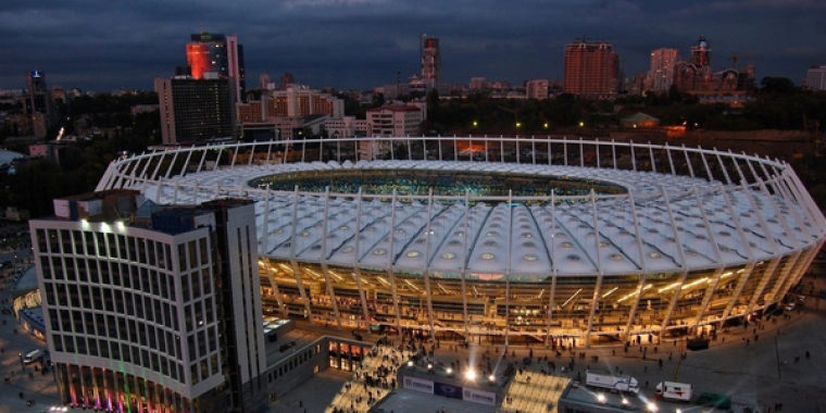Завтра, 3 ноября, матч “Шахтер” – “Боруссия” на НСК “Олимпийский” в Киеве пройдет без зрителей