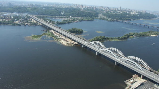 Киевляне получат Дарницкий мост в недостроенном состоянии