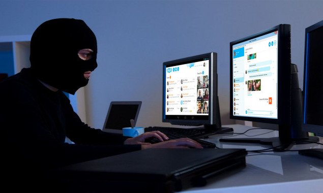 Киберполиция Киевщины разоблачила хакера в распространении “вируса”, который присваивает средства крипто-кошельков граждан