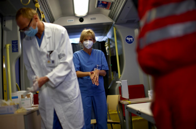 За сутки в Украине выявили 4 685 новых носителей коронавируса