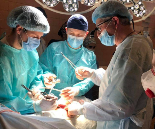 В Киевском городском центре нефрологии и диализа впервые трансплантировали почку - Николай Поворозник