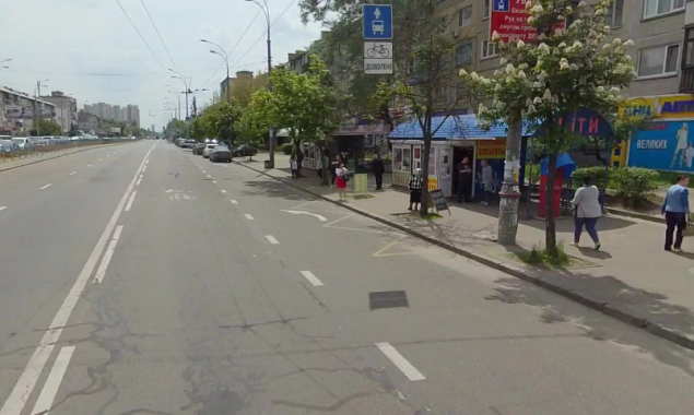 Столичные власти планируют переоборудовать три остановки в Днепровском районе