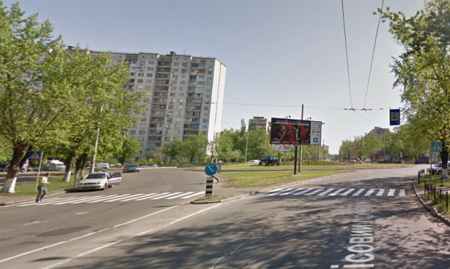 На Лесном проспекте в Киеве частично ограничили движение транспорта (схема)
