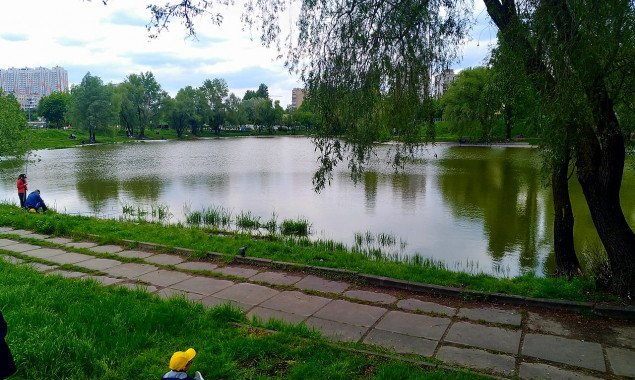 В КГГА решили найти инвестора для обустройства зоны отдыха возле озера Вера в Святошинском районе