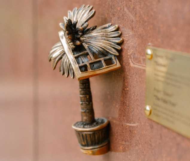 В Киеве открыли очередную мини-скульптуру проекта “Шукай”