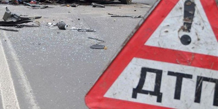 На Киевщине в ДТП с участием грузовика и скутера погиб мужчина (фото, видео)
