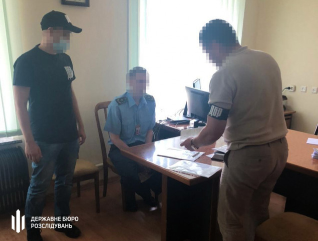 ГБР сообщило о подозрении таможенникам аэропорта “Борисполь” по факту нанесения миллионных убытков государству