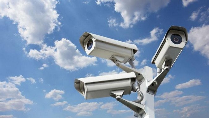 Столичное КП “Информатика” просят установить камеры видеонаблюдения в месте стихийной торговли на Вышгородской