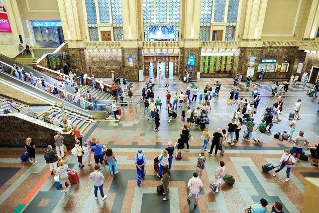 Из-за непогоды на западной Украине задерживается прибытие в Киев ряда поездов