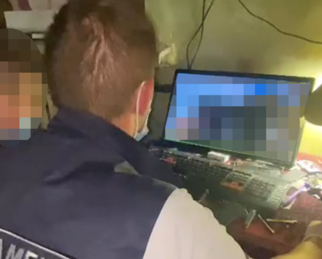 Столичные правоохранители при поддержке Европола задержали мужчину за создание детской порнографии