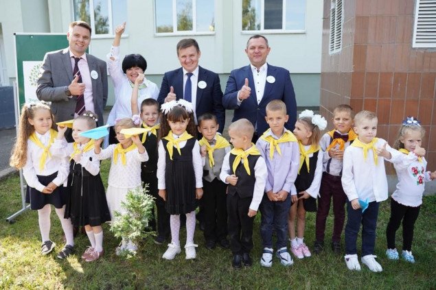 Василь Володін відвідав свято першого дзвоника в одній зі шкіл Славутича