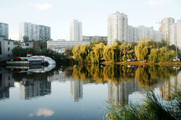 В Голосеевском районе 46 соток земли вернут общине Киева