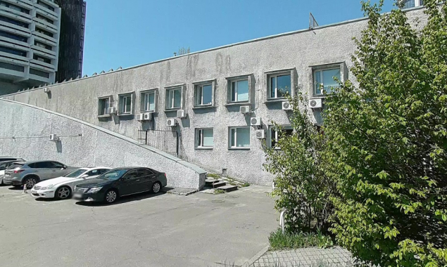 Суд удовлетворил иск НБУ об обращении взыскания на здание киевской гостиницы