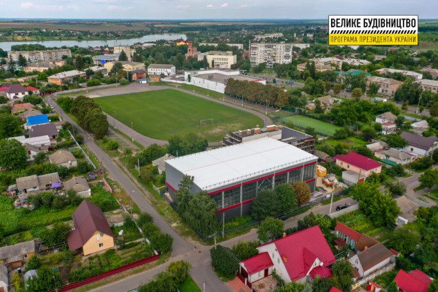 На Київщині зводять ще один потужний спортивний комплекс у рамках “Великого будівництва”