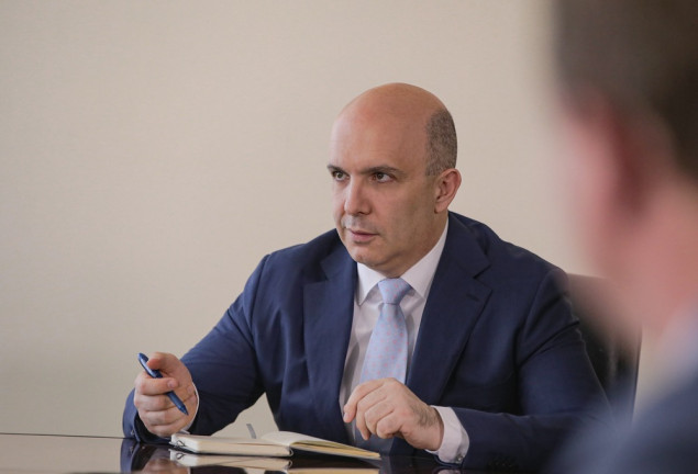 Министр экологии Роман Абрамовский написал заявление на увольнение - Арахамия