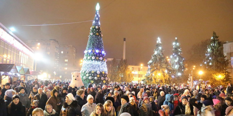 Вишгородська міськрада збирається витратити майже 2 млн гривень на новорічну ялинку