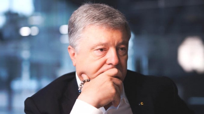 АМКУ оштрафовал почти на 300 млн гривен компании, связанные с Петром Порошенко