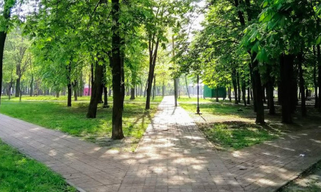 В Киевсовете пообещали обустроить в этом году два парка и шесть скверов в Святошинском районе