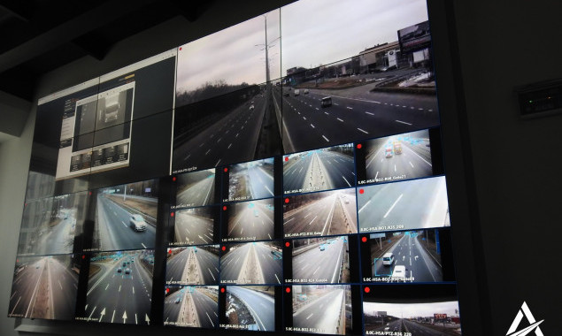 На автомагистрали Киев-Борисполь заработала система управления дорожным движением