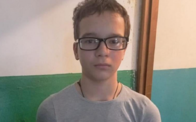 В Киеве разыскивают без вести пропавшего подростка с недостатками зрения