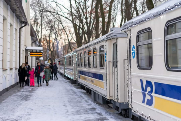 Киевская детская железная дорога завершила сезон (фото)