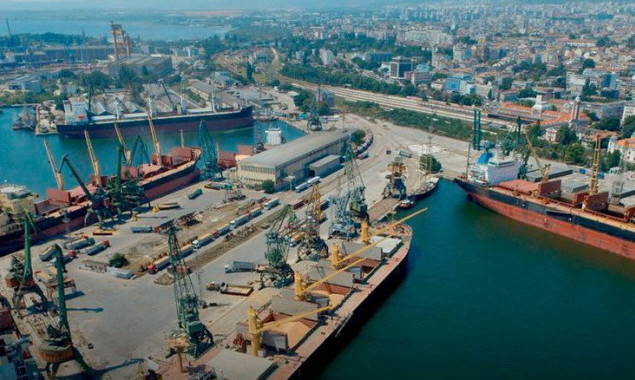 Болгарія закрила свої порти для російських кораблів