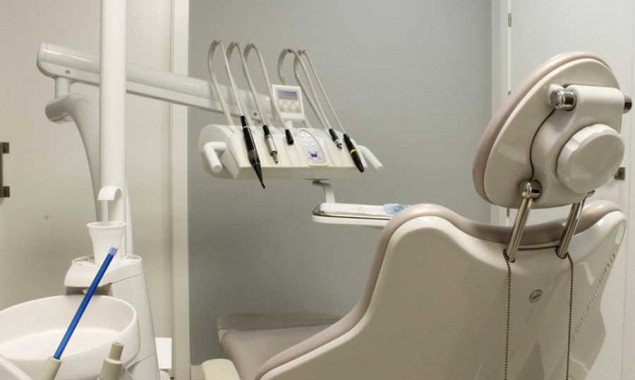 У Києві відновлюється надання планової стоматологічної допомоги (адреси медзакладів)