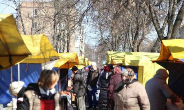 КП “Міський магазин” на початку травня продасть права на розміщення в Києві 698 об’єктів сезонної торгівлі
