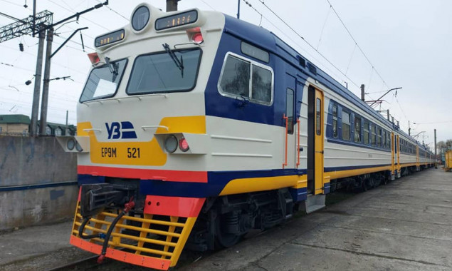 “Укрзалізниця” модернізувала електропоїзд для столичної міської електрички