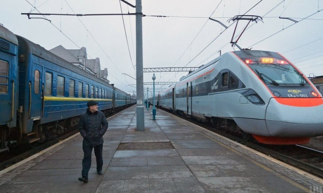 “Укрзалізниця” призначила додатковий поїзд Київ-Ужгород