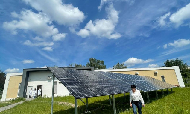 В амбулаторіях Бородянки встановили сонячні панелі (фото)